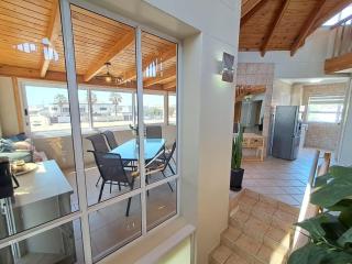 Snug & Tuck Self-Catering Apartment - 2