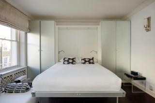 Veeve - Little Treasure - Londra - 2