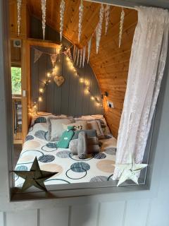 Garden Cottage Glamping Pod - 0
