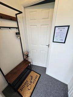 Relax in our cozy home away from home - 6