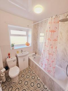 Relax in our cozy home away from home - 2