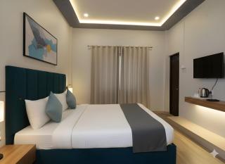 Hotel Valencia Inn - 3