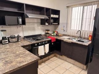 3-bedroom house with AC, garage and WiFi - Near BBVA - 3