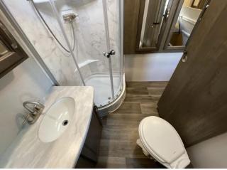 Luxury Oceanfront Trailer Home Cerritos - 5