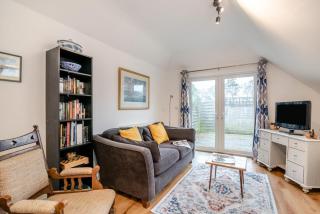 1 Bed in Hindhead oc-w34256 - 0