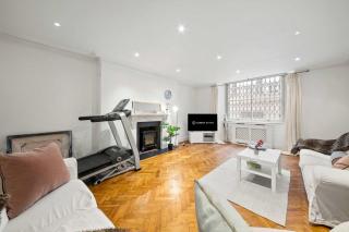 Modern 2 Bed Apartment in Notting Hill-Hyde Park by Amber Stays Perfect for Small Groups and Business Stays Sleep 4 - Londres - 0