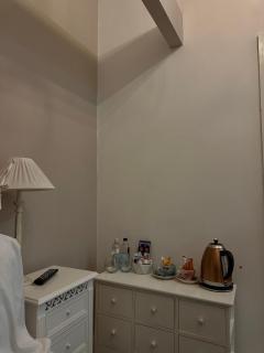 The Golden Mile Country Inn - 8