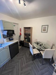 Home in Whickham Perfect for Work or Leisure - Pass the Keys - 2