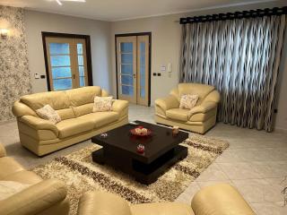 Manga Luxury Apartments - 2 Bedrooms - 9