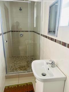 Nakawa Guest Lodge - 6