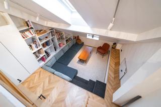 Modern 2BDRM Aprtm w Home Cinema & 2 bathrooms - 2