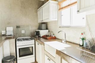 Kalahari Cottage - 6