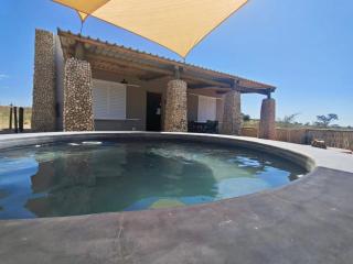 Kalahari Cottage - 2