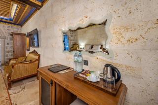 Cappadocia Secret Hill Cave Suites - 9