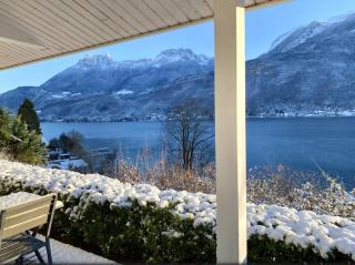 Maison Lacustre - Maison contemporaine avec vue panoramique sur le lac d'Annecy - 8