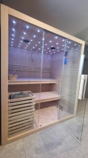 BoardersPalace Luxury Apartment with private Sauna - 3