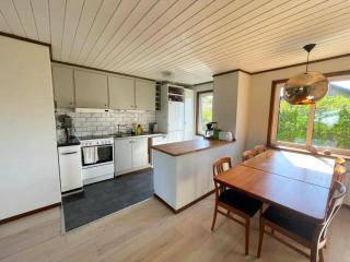 Cottage near beach and jetty SE09159 - 2