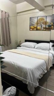 T3 Airport Condo Escape by JM and Ian - 4