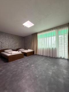 Brani Family Hotel - 3