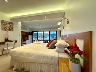 BlueWater Penthouse guest suite 2 - 6