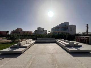 Premium 5BR Villa • Heated Pool • Ancient Hill - 4