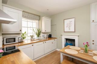 Lovely Maisonette in Centre of City with Parking - 4