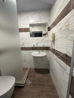 Brani Family Hotel - 7