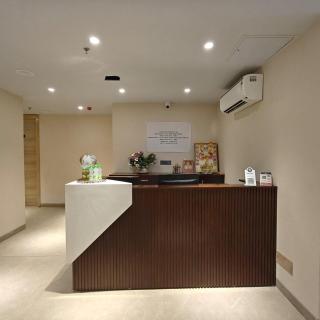 Bluestone Prime by The Cosy Hotels - 3