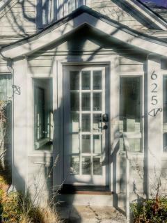 9 Min Walk to Pearl Street - Downtown Boulder - 8