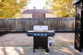 Family Friendly Southwest Bakersfield Retreat with Jacuzzi and Fenced Yard - 5