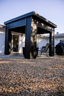 Family Friendly Southwest Bakersfield Retreat with Jacuzzi and Fenced Yard - 3