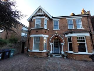 The house of Asha and Sunny - 1