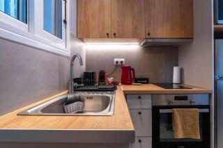 Bright & Cozy 2BR, Thissio heart - Athens - 6