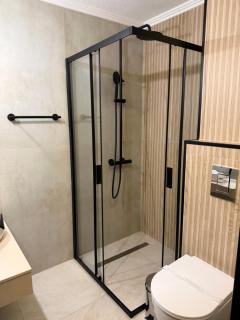 Elegant Lux Hotel - 5