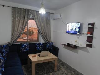 Menara Airport Appartement - 10 Min Walk - 0