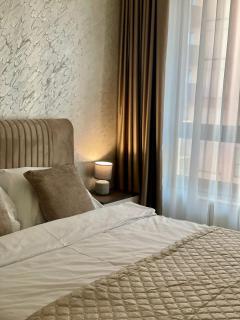 City Crown Residence Modern Two Bedroom at BW - 1