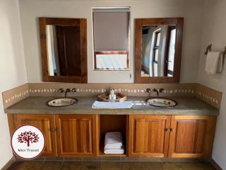 Zebula Golf and Wildlife Estate - Moonlit Sky 10 pax - Moi Signature Luxury villa - 3