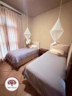 Zebula Golf and Wildlife Estate - Nights Sky Pax 16 - Moi Signature Luxury villa - 8