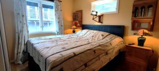 Stay central & close to the sea in Henån SE09155 - 3