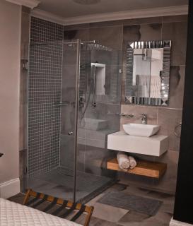 Peggie's Boutique Hotel - 4