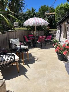 Rosedale a charming 3 bedroom detached cottage with parking - 3