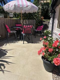 Rosedale a charming 3 bedroom detached cottage with parking - 9