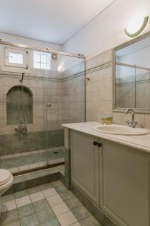 Favorite Athenian Rooftop & Apts - 5