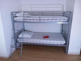 Paris-Reims, 10 personnes, 4 chambres- Spa, Grand jardin privé -  - 9