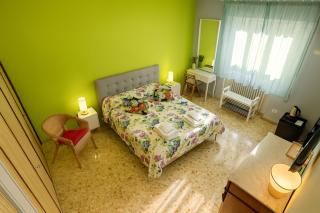 Vivi Lucca con "Madame Fannj" - Camera Verde - 1