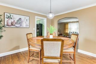 Inviting Family Home, 2 Mi to Eastwood Mall! - 1