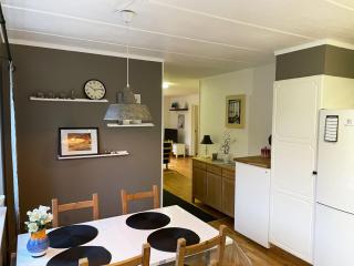 Lovely apartment, perfect for exploring Tjörn and Orust SE09153 - 2