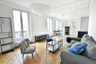 Bright Bon Marche StGermain designer 2BD2BA apt - 0