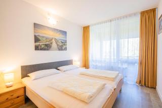 Ferienwohnpark Immenstaad am Bodensee Zwei-Zimmer-Apartment 49 47 - 2