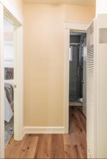 Roswitha's Blue Wave Cottage - 1